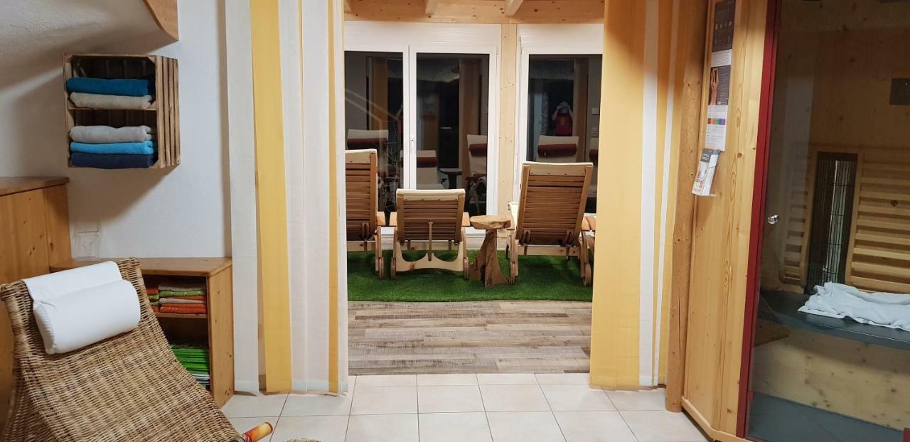 Hotel Garni Huegellandhof Neuhaus am Klausenbach Экстерьер фото